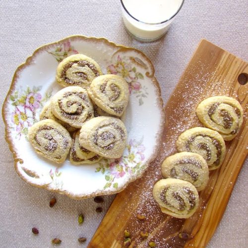 PISTACHIO ROSE WATER COOKIES - Bessie Bakes