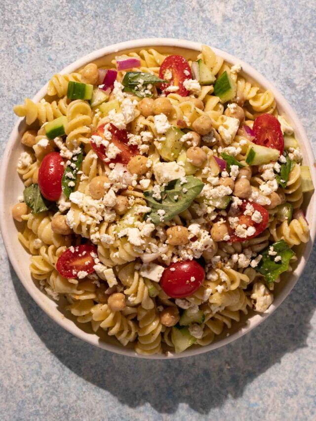 Lemon Basil Chickpea Pasta Salad - Bessie Bakes