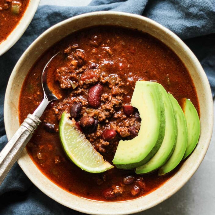 BONE BROTH INSTANT POT CHILI RECIPE & VIDEO | SLOW COOKER & STOVETOP ...